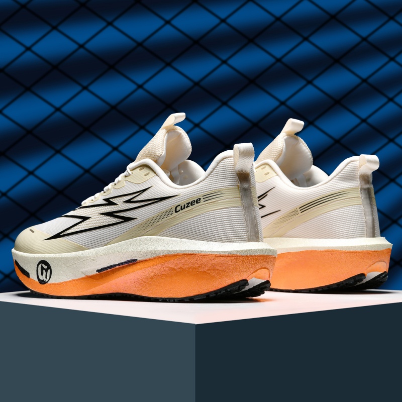 Outdoor Sport Lights - Sepatu Lari Pria dengan Sol Karbon,